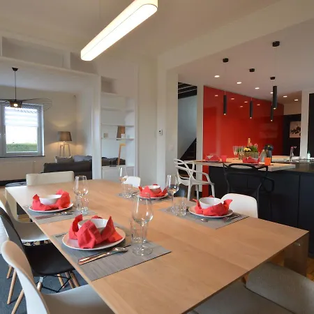 펜션 Stunning Holiday In Theux Ardennes With Private Garden *